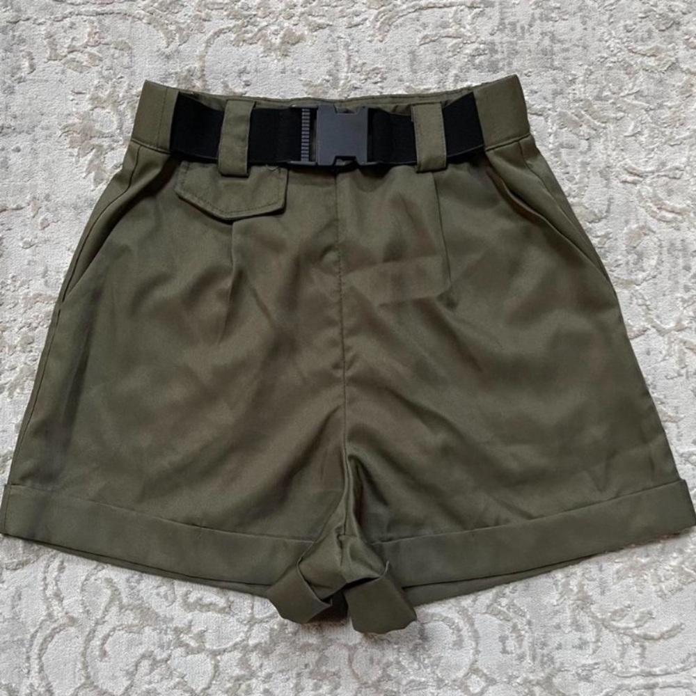 Green Women's Safari Shorts with Belt